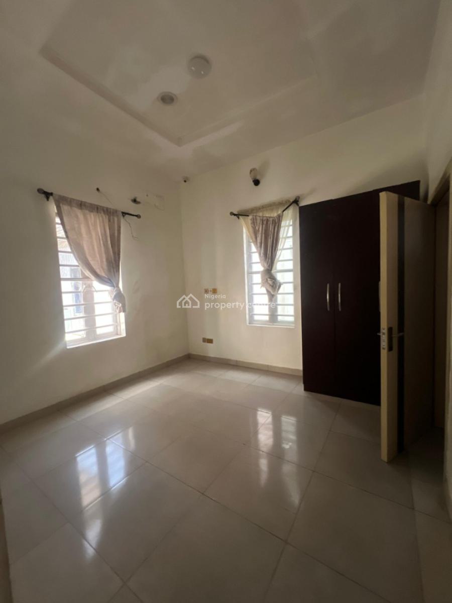 Luxury and Well Maintain 4 Bedroom Duplex with Bq, Ologolo, Lekki, Lagos, Semi-detached Duplex for Rent