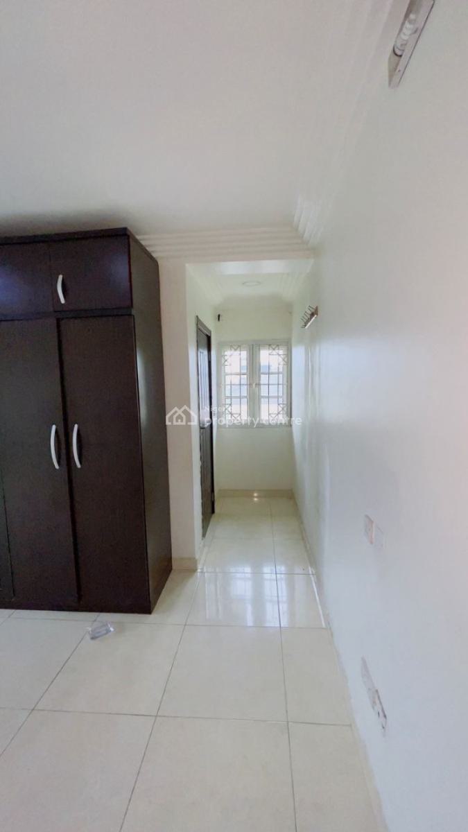 Spacious 3 Bedroom Apartment with a Bq, Off Freedom Way, Ikate, Lekki, Lagos, Flat / Apartment for Rent
