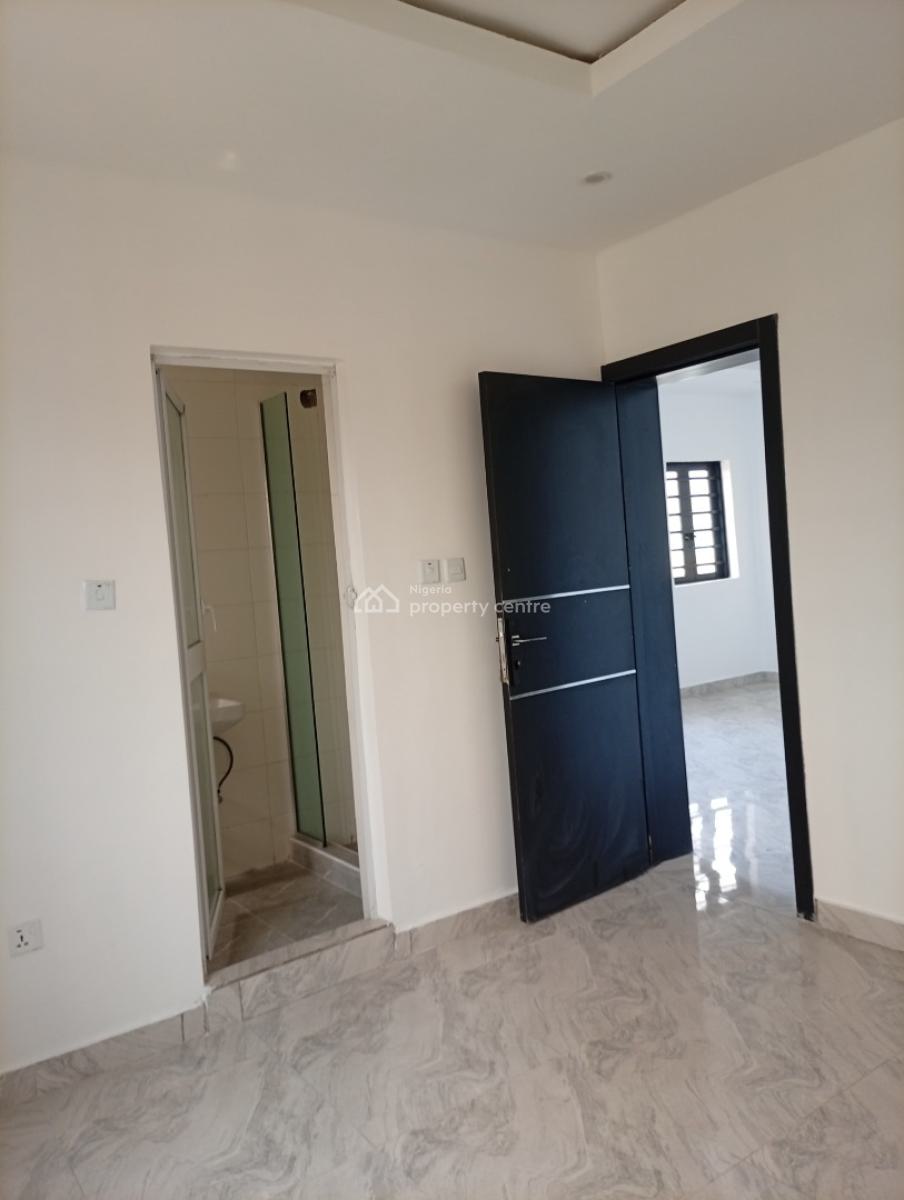 Luxury 1 Bedroom Apartment, Ologolo, Lekki, Lagos, Flat / Apartment for Sale