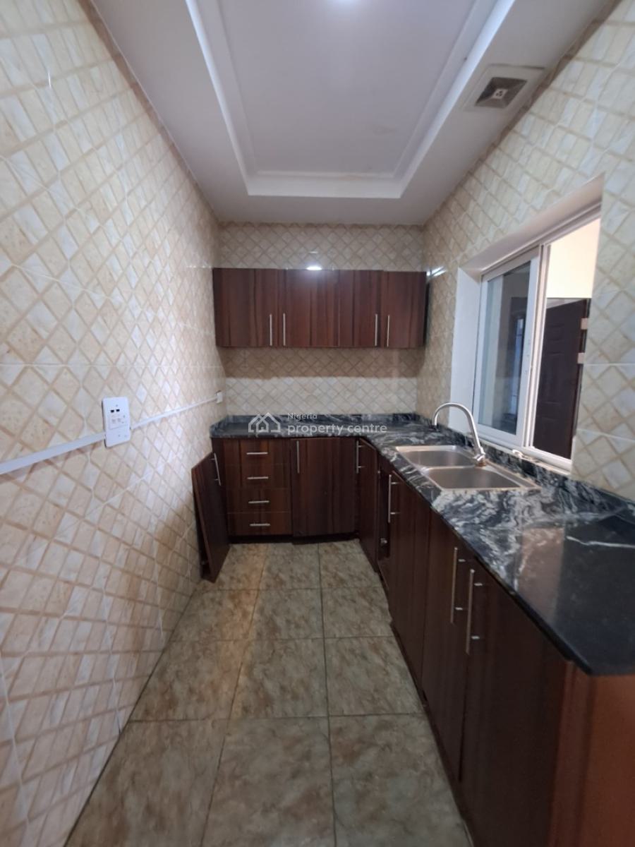 Well Finished 2 Bedroom Flat, Jahi, Abuja, Flat / Apartment for Rent