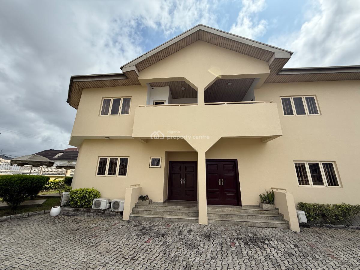 Fully Furnished 2 Bedroom Apartment with a Bq, Lekki Phase 1, Lekki, Lagos, Flat / Apartment for Rent