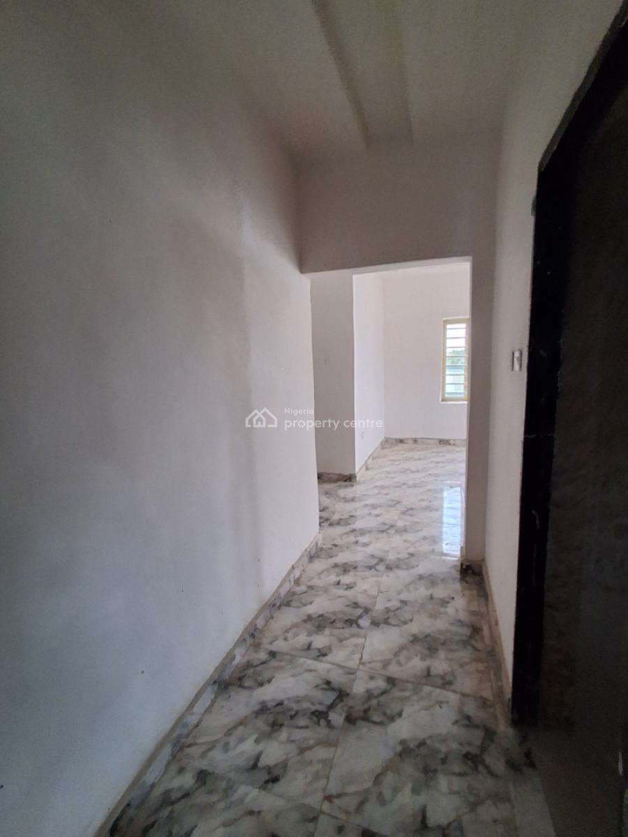 Newly Built 2 Bedroom Upstairs, Badore, Ajah, Lagos, House for Rent
