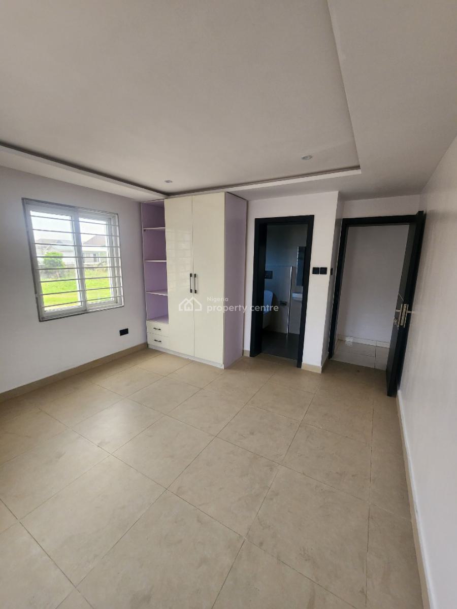 Standard and Spacious 3 Bedroom Flat with One Room Bq, Off Admiralty Road, Lekki Phase 1, Lekki, Lagos, Flat / Apartment for Sale
