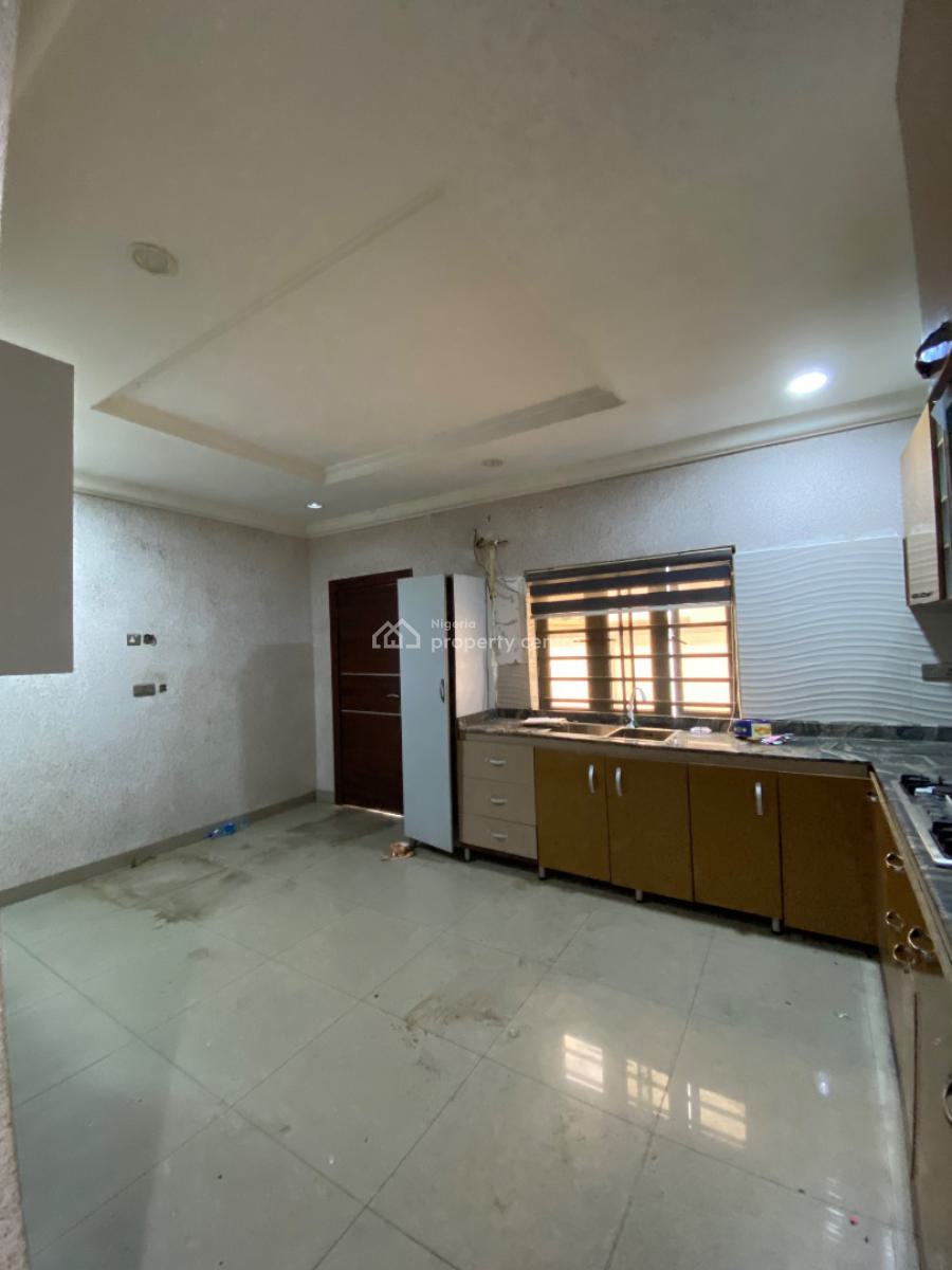 Spacious 4 Bedroom Semi Detached, Chevron Alternative Route, Lekki Phase 2, Lekki, Lagos, Semi-detached Duplex for Rent