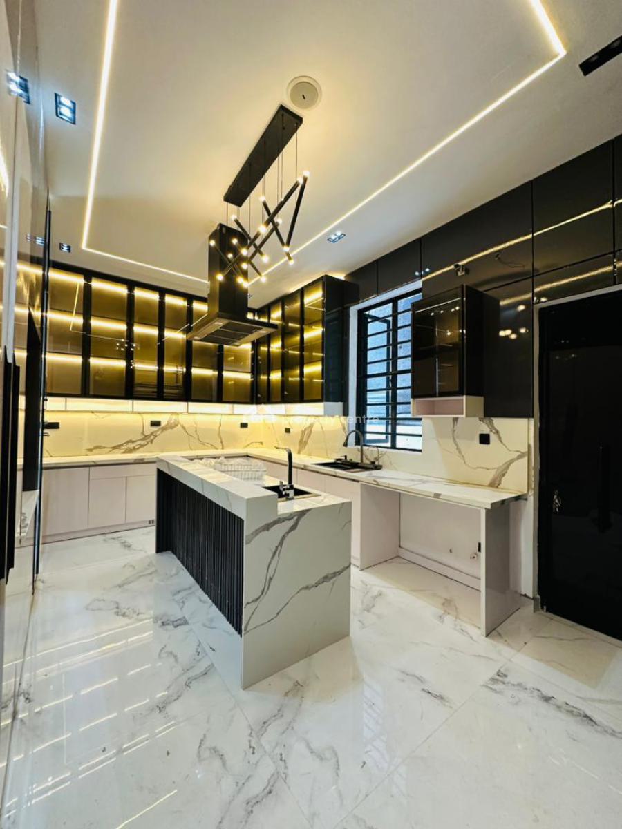 Exquisitely Built 5 Bedroom Detached Duplex with Bq, & Swimming Pool, Lekki Phase 1, Lekki, Lagos, Detached Duplex for Sale