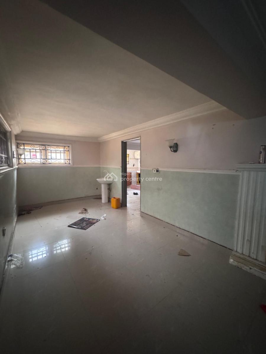 Spacious 2 Bedroom Flat, Life Camp, Abuja, Flat / Apartment for Rent