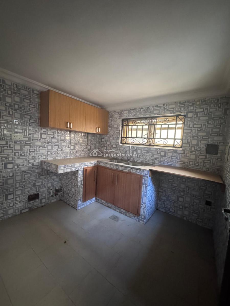 Spacious 2 Bedroom Flat, Life Camp, Abuja, Flat / Apartment for Rent