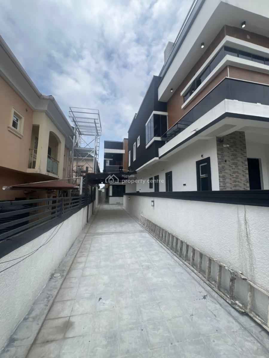 4 Bedroom Semi-detached Duplex with Bq, Chevron Drive, Lekki, Lagos, Semi-detached Duplex for Sale