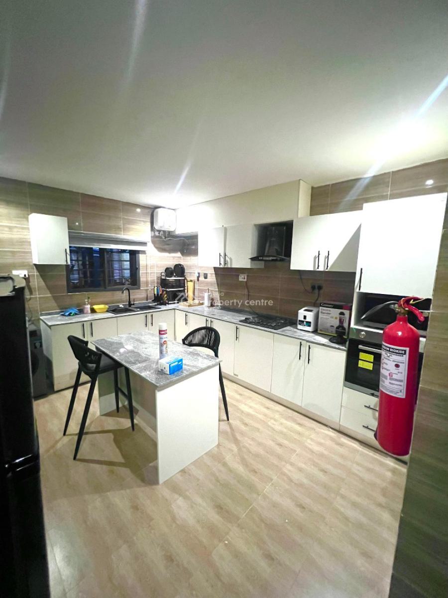 Standard 4 Bedrooms Apartment with Self Compound, Wuse, Abuja, Semi-detached Duplex Short Let