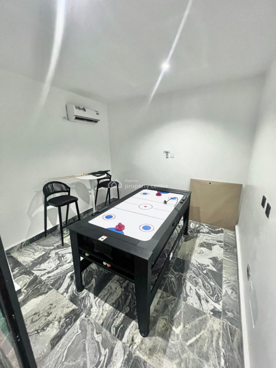 Standard 4 Bedrooms Apartment with Self Compound, Wuse, Abuja, Semi-detached Duplex Short Let