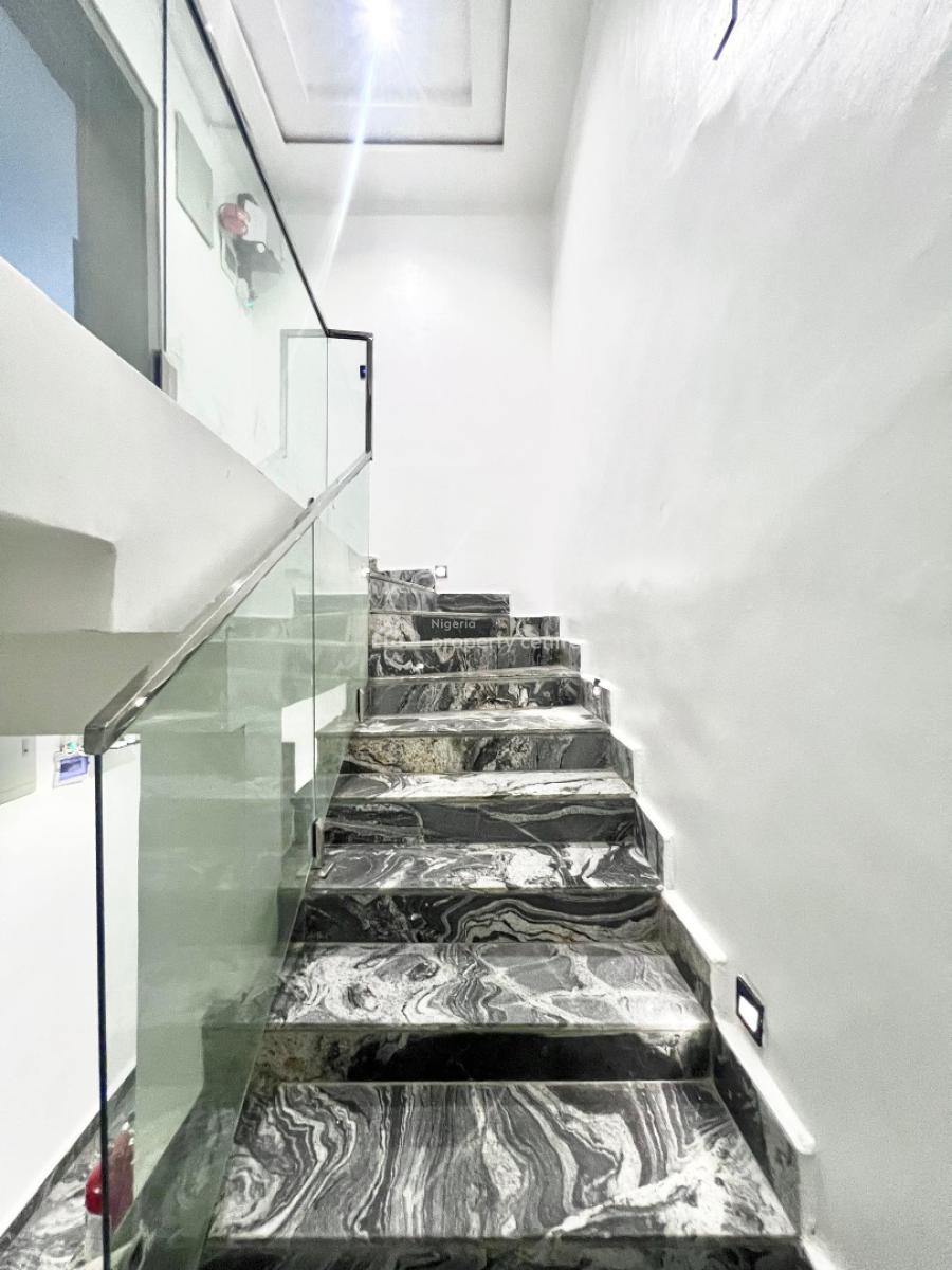 Standard 4 Bedrooms Apartment with Self Compound, Wuse, Abuja, Semi-detached Duplex Short Let