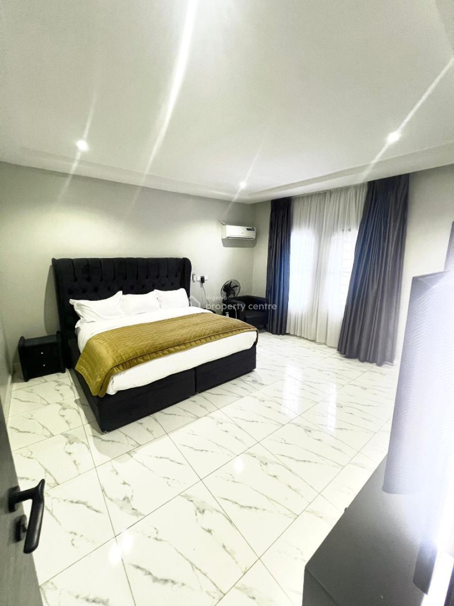 Standard 4 Bedrooms Apartment with Self Compound, Wuse, Abuja, Semi-detached Duplex Short Let