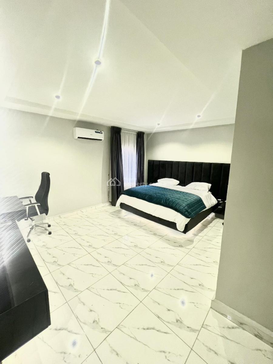 Standard 4 Bedrooms Apartment with Self Compound, Wuse, Abuja, Semi-detached Duplex Short Let