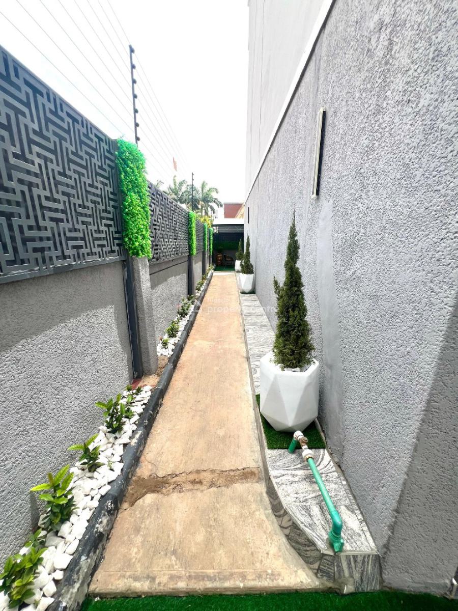 Standard 4 Bedrooms Apartment with Self Compound, Wuse, Abuja, Semi-detached Duplex Short Let