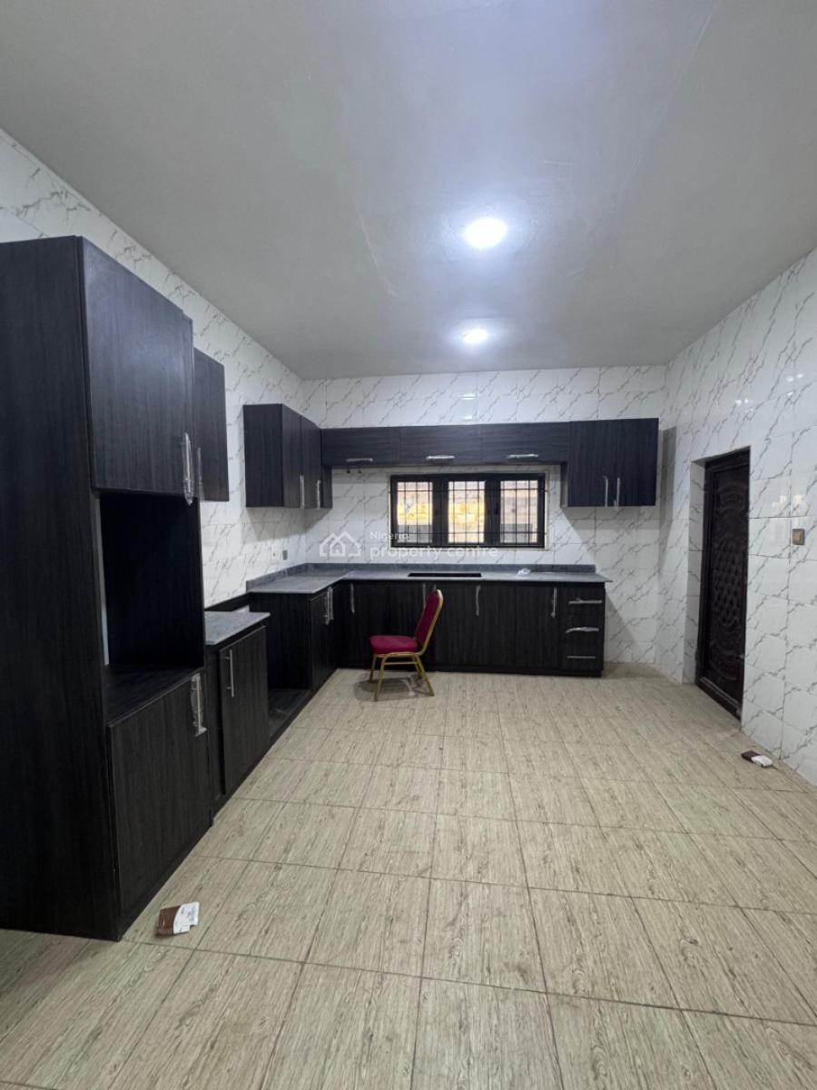 Spacious 3 Bedroom Flat with Bq, Life Camp, Abuja, Flat / Apartment for Rent