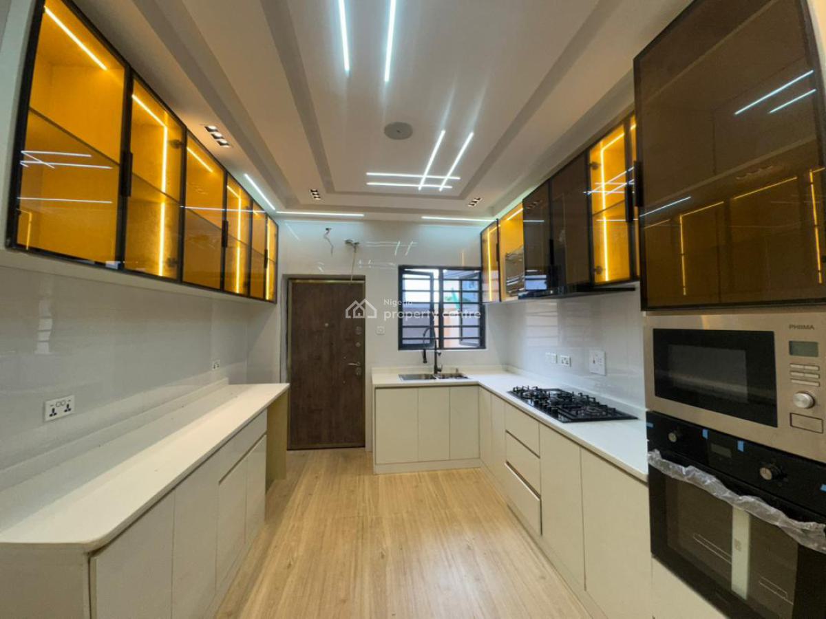 4 Bedroom Duplex Self Compound, Millennium Estate, Gbagada, Lagos, Detached Duplex for Sale