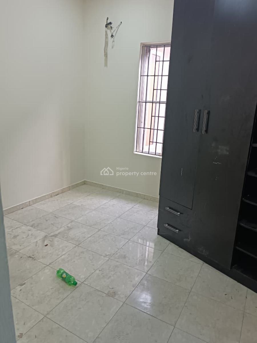 3 Bedroom Flat, Off Freedom Way, Lekki Phase 1, Lekki, Lagos, Self Contain (single Rooms) for Rent