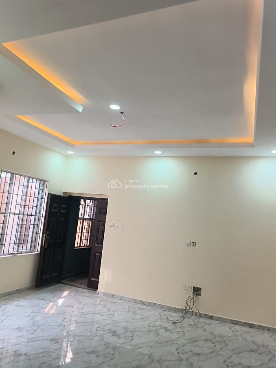 3 Bedroom Flat, Off Freedom Way, Lekki Phase 1, Lekki, Lagos, Self Contain (single Rooms) for Rent