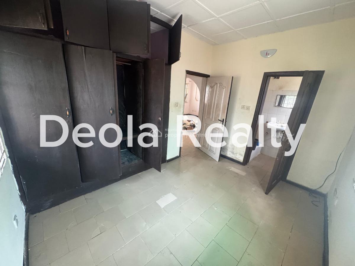 a Well Maintained 1 Bedroom Self Service Semi Detached with Extra Room, Oniru Resttlement, Oniru, Victoria Island (vi), Lagos, Mini Flat (room and Parlour) for Rent