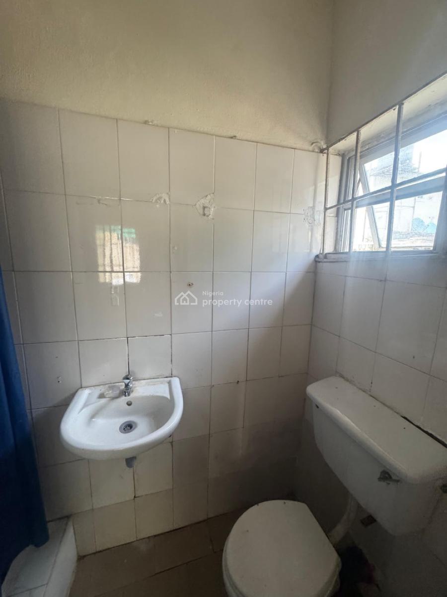 a Well Maintained 1 Bedroom Self Service Semi Detached with Extra Room, Oniru Resttlement, Oniru, Victoria Island (vi), Lagos, Mini Flat (room and Parlour) for Rent