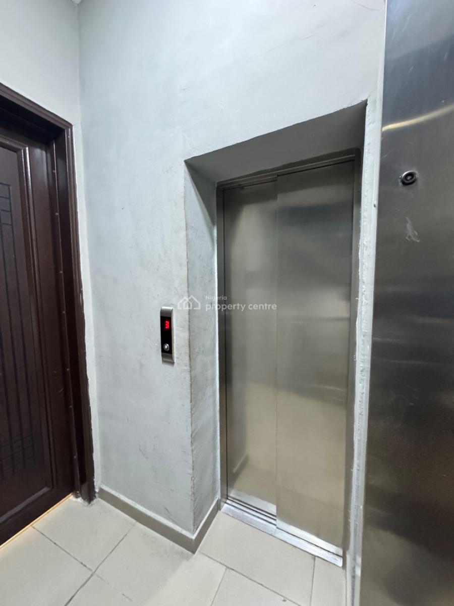 Well Maintained 2 Bedroom Flat, Ikate, Lekki, Lagos, Flat / Apartment for Rent