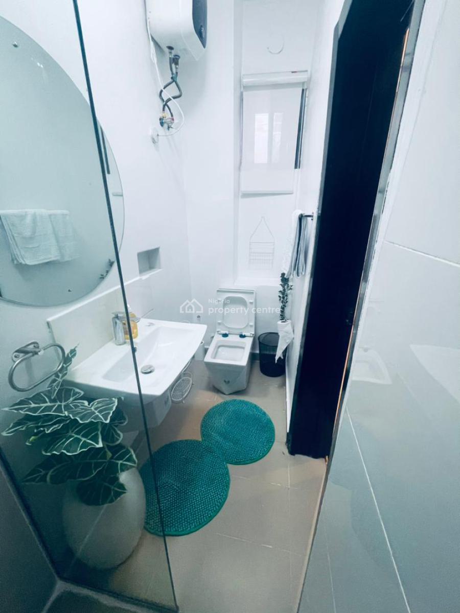 Lovely 2-bedroom Furnished Apartment, Off Ajose Adeogun, Victoria Island (vi), Lagos, Flat / Apartment for Rent