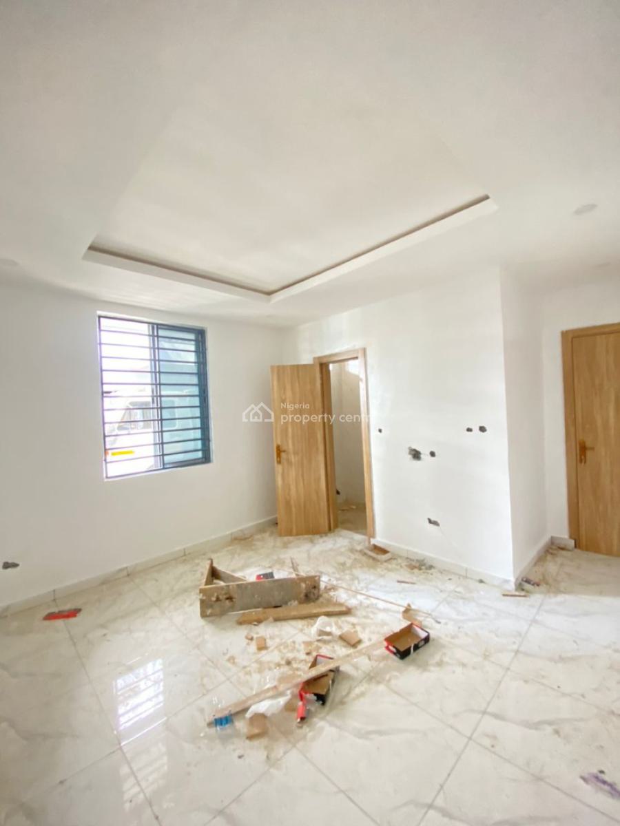 2 Bedroom Apartment, Ologolo, Lekki, Lagos, Flat / Apartment for Rent