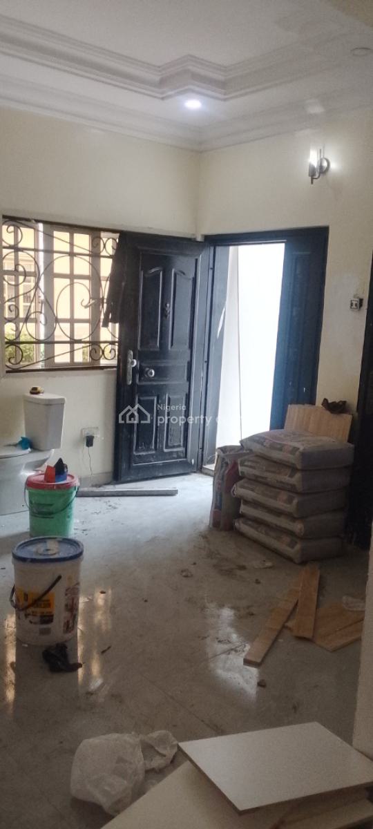 a Luxurious Mini Flat, Chevron Drive/ Carlton Gate, Lekki, Lagos, Mini Flat (room and Parlour) for Rent