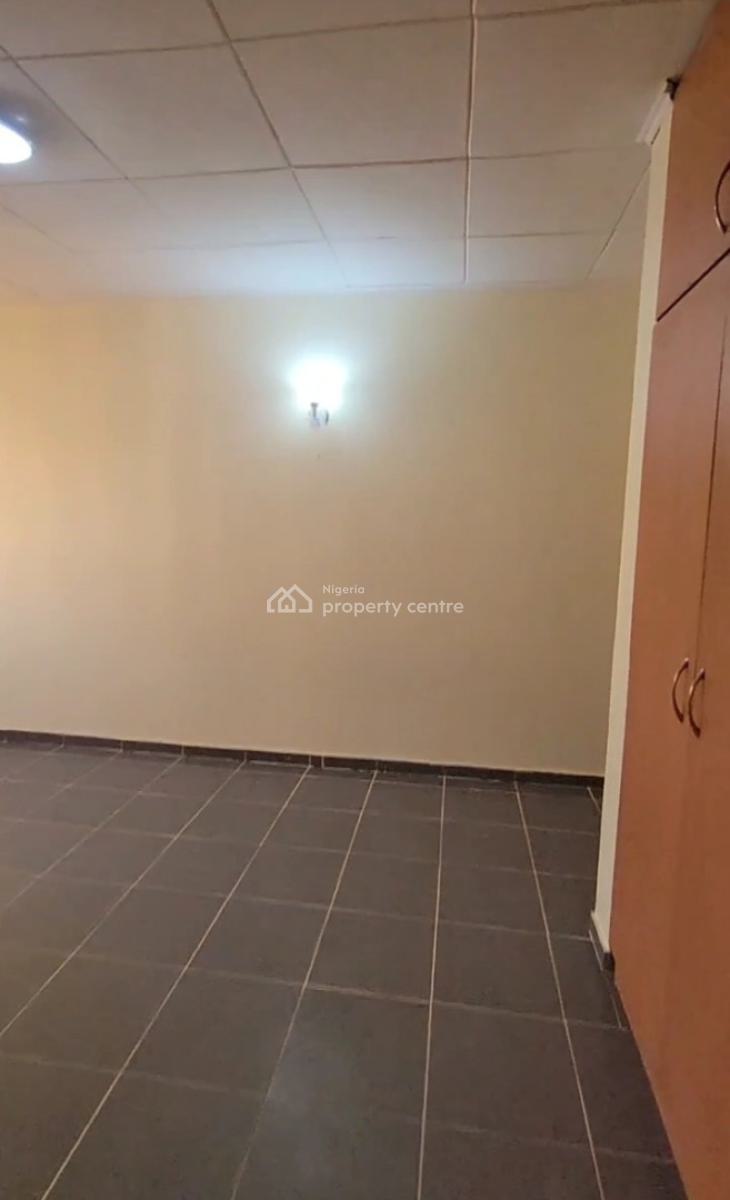 Standard Size Bedroom in a Shared Apartment { Video}, Lekki Scheme 2, Abraham Adesanya, Ajah, Lagos, Self Contain (single Rooms) for Rent