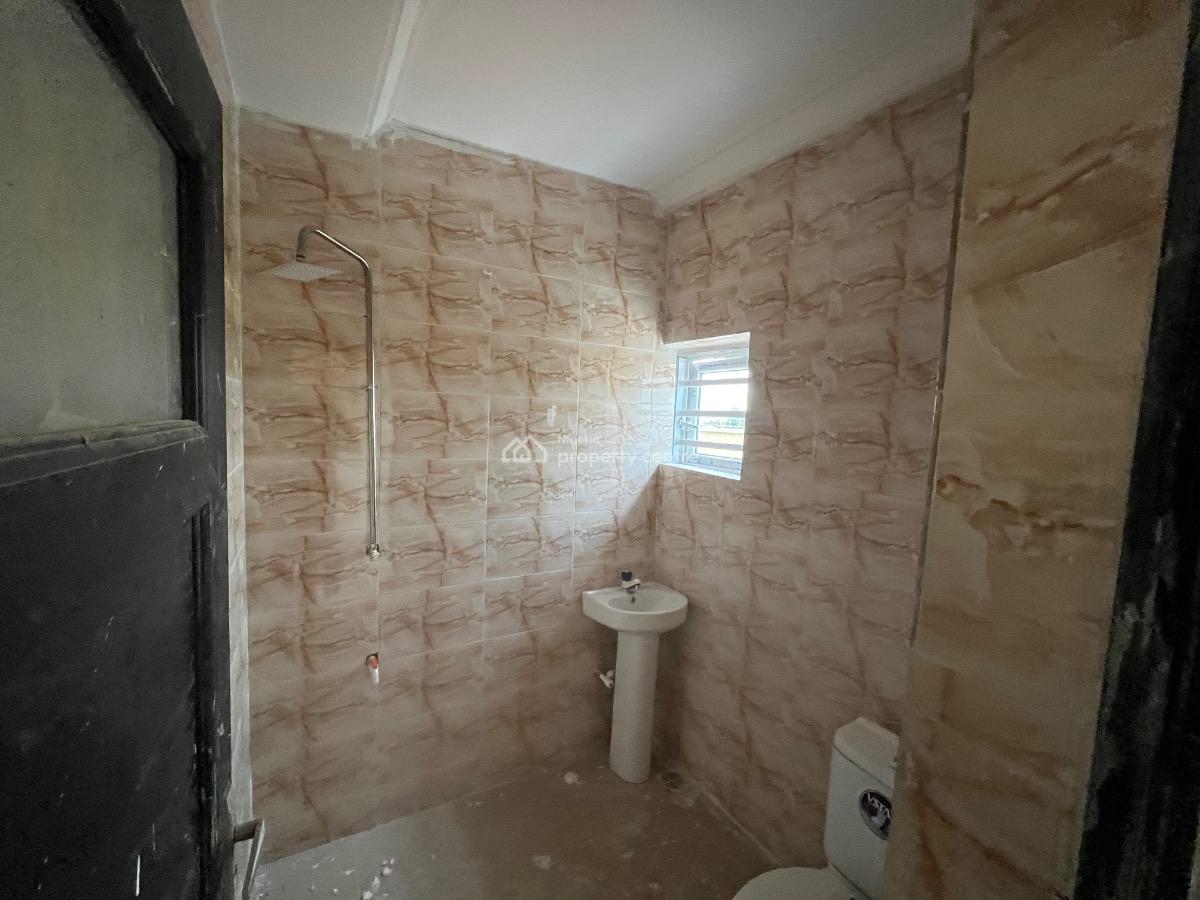 2 Bedroom Flat, Gra Phase 1, Magodo, Lagos, Flat / Apartment for Rent