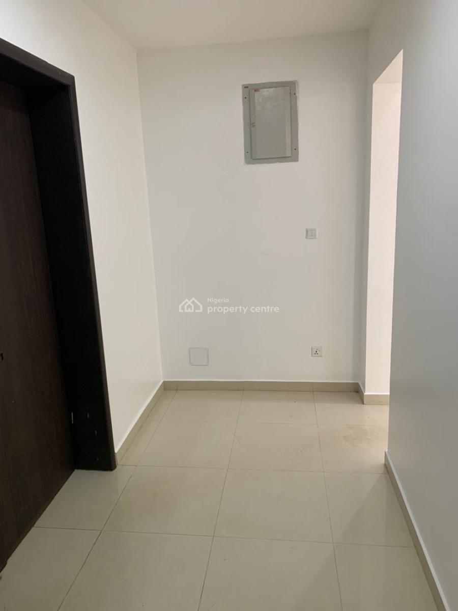 Serviced Spacious 3 Bedroom Block of Flat for Elites and Big Boss, Wuse 2, Abuja, Flat / Apartment for Rent