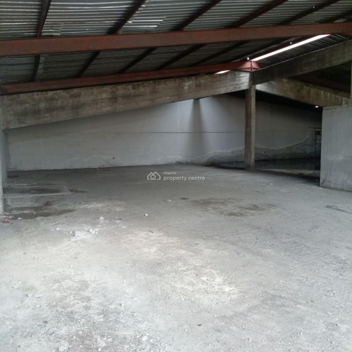 Nice Located 5600sqft Industrial Warehouse Upstairs, Orile Iganmu, Surulere, Lagos, Warehouse for Rent