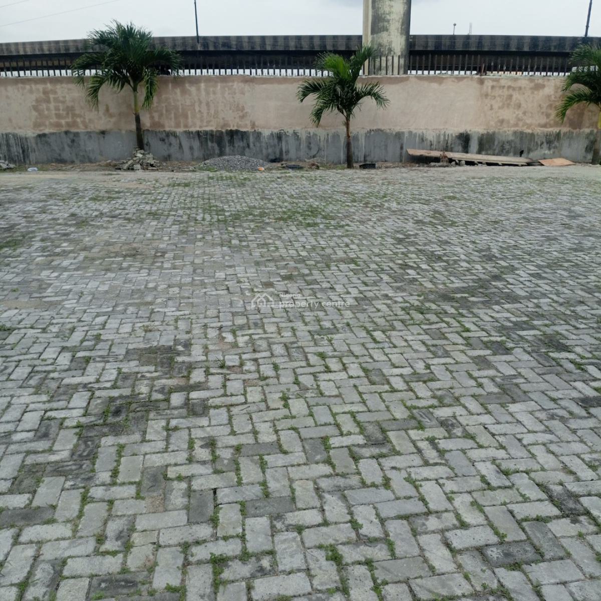 Nice Located 5600sqft Industrial Warehouse Upstairs, Orile Iganmu, Surulere, Lagos, Warehouse for Rent