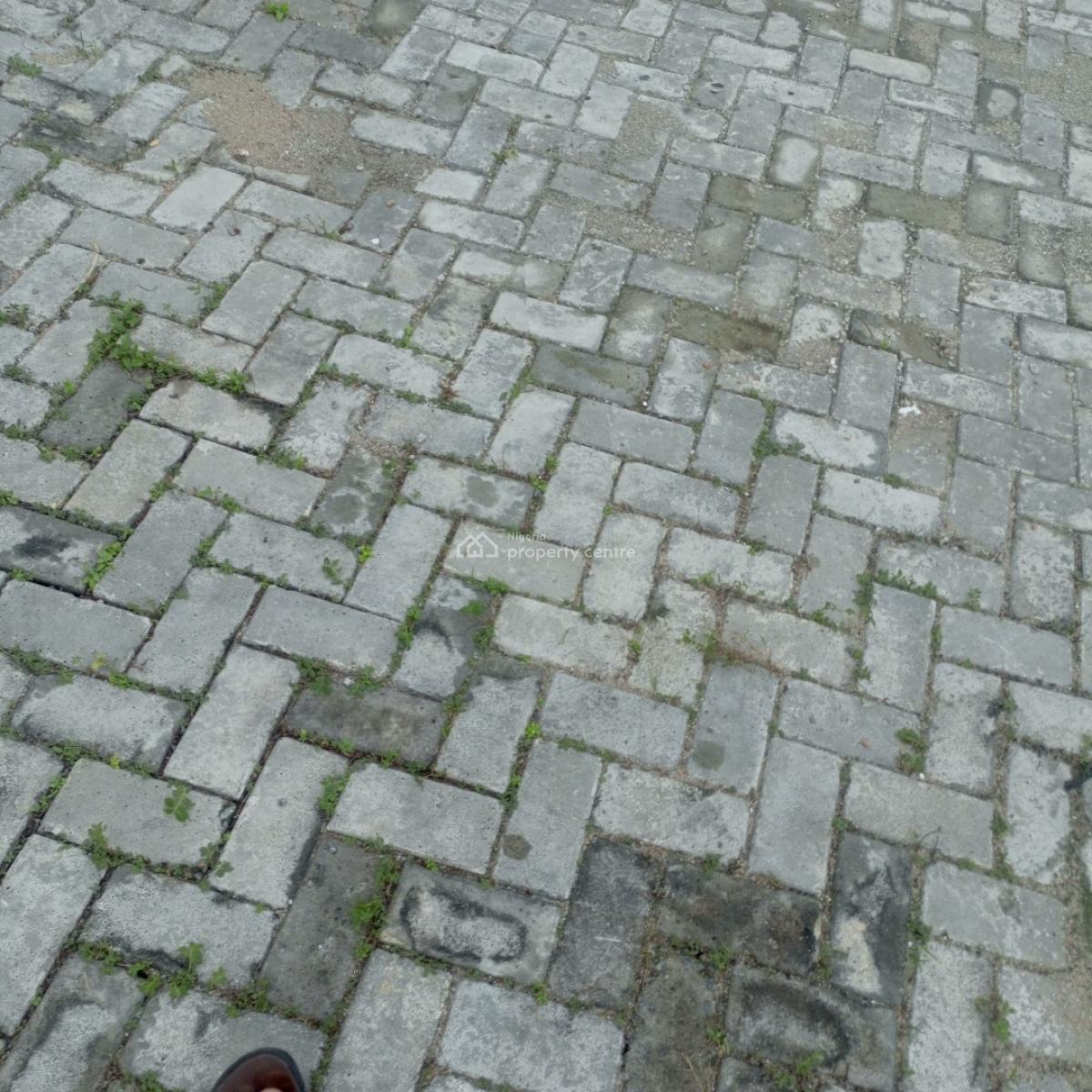 Nice Located 5600sqft Industrial Warehouse Upstairs, Orile Iganmu, Surulere, Lagos, Warehouse for Rent