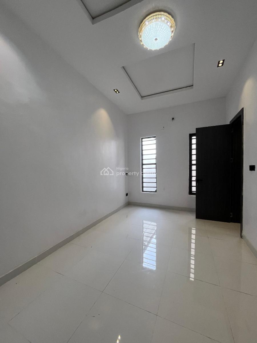 Neatly Built 5 Bedroom Fully Detached  Duplex with Pool, Ajah, Lagos, Detached Duplex for Sale