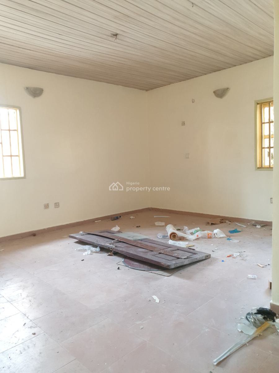 Spacious 3 Bedroom Flat, Idado Estate, Lekki, Lagos, Flat / Apartment for Rent