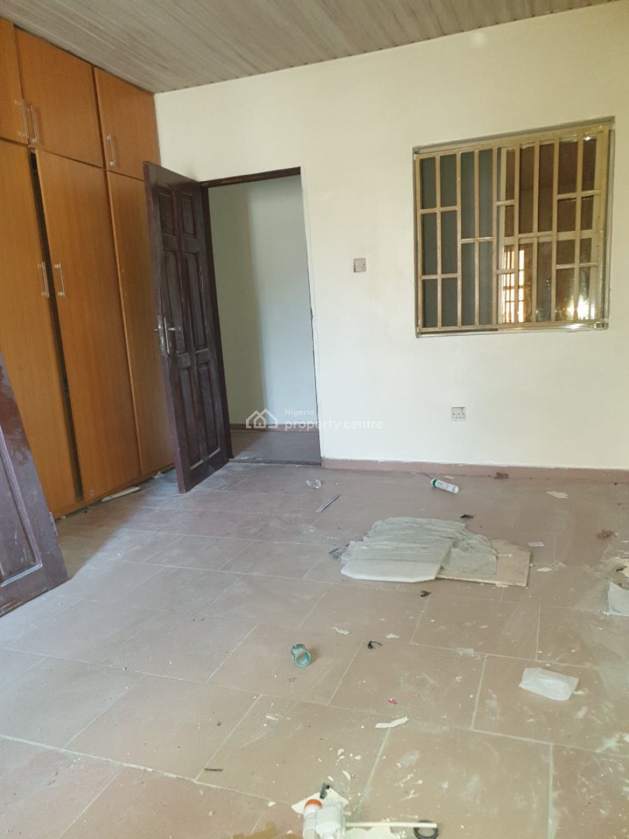 Spacious 3 Bedroom Flat, Idado Estate, Lekki, Lagos, Flat / Apartment for Rent