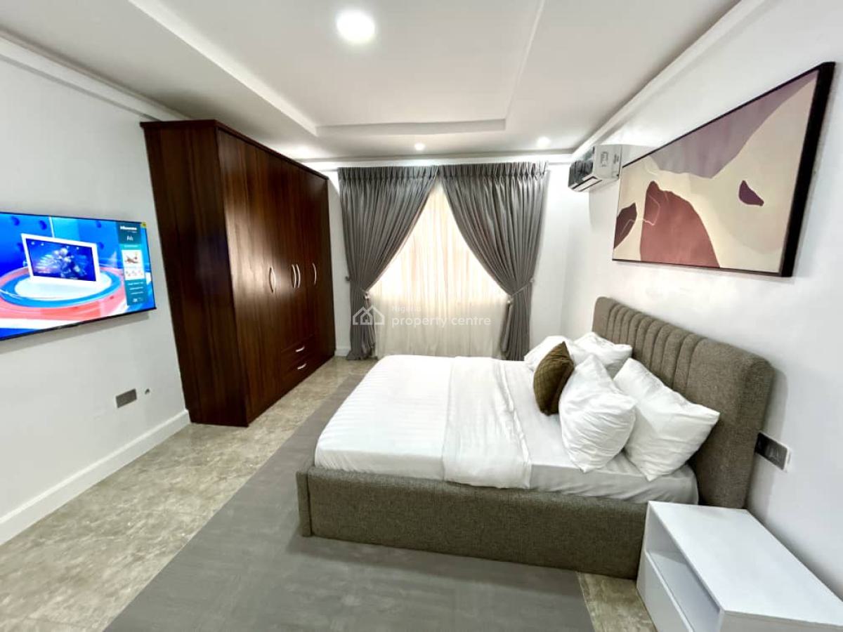 3 Bedroom Luxe Modern High Rise Apartment with Pool, Ikoyi, Lagos, Flat / Apartment Short Let