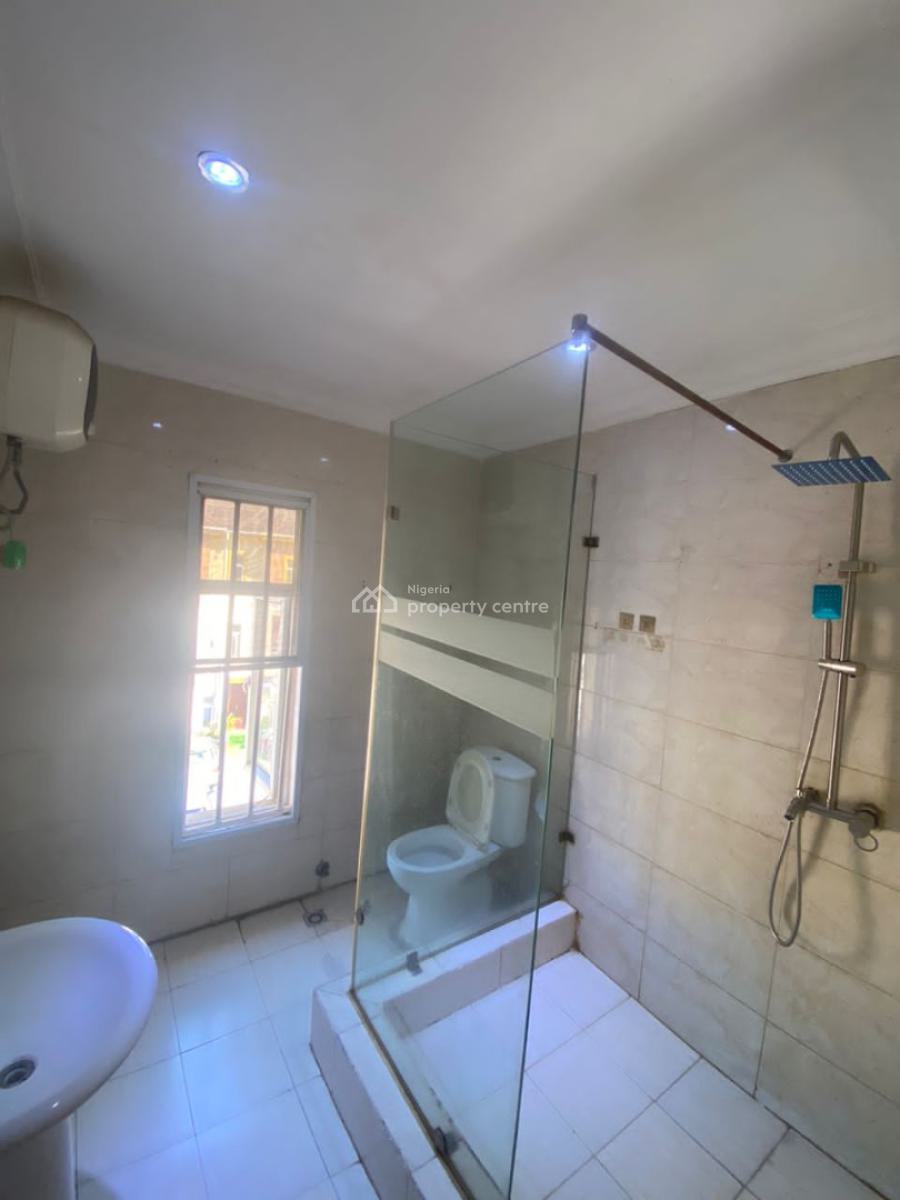 Masters Bedroom Studio Apartment { Upstairs}, Gardens Estate Opp Victory Park, Osapa, Lekki, Lagos, Self Contain (single Rooms) for Rent