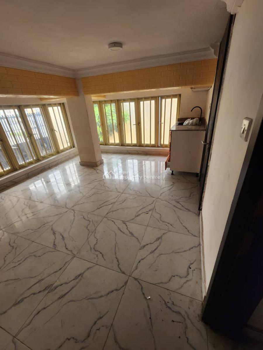 3 Bedroom Apartment with  a Room Bq, Ikate, Ikate Elegushi, Lekki, Lagos, Flat / Apartment for Rent