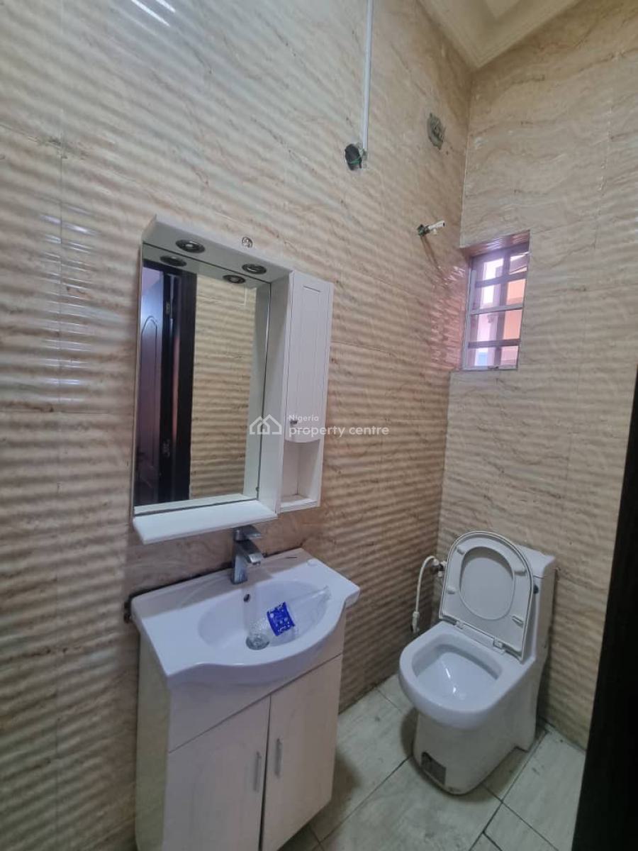 Standard Visitor Room in a Duplex, Chevy View Estate, Lekki Phase 2, Lekki, Lagos, Mini Flat (room and Parlour) for Rent