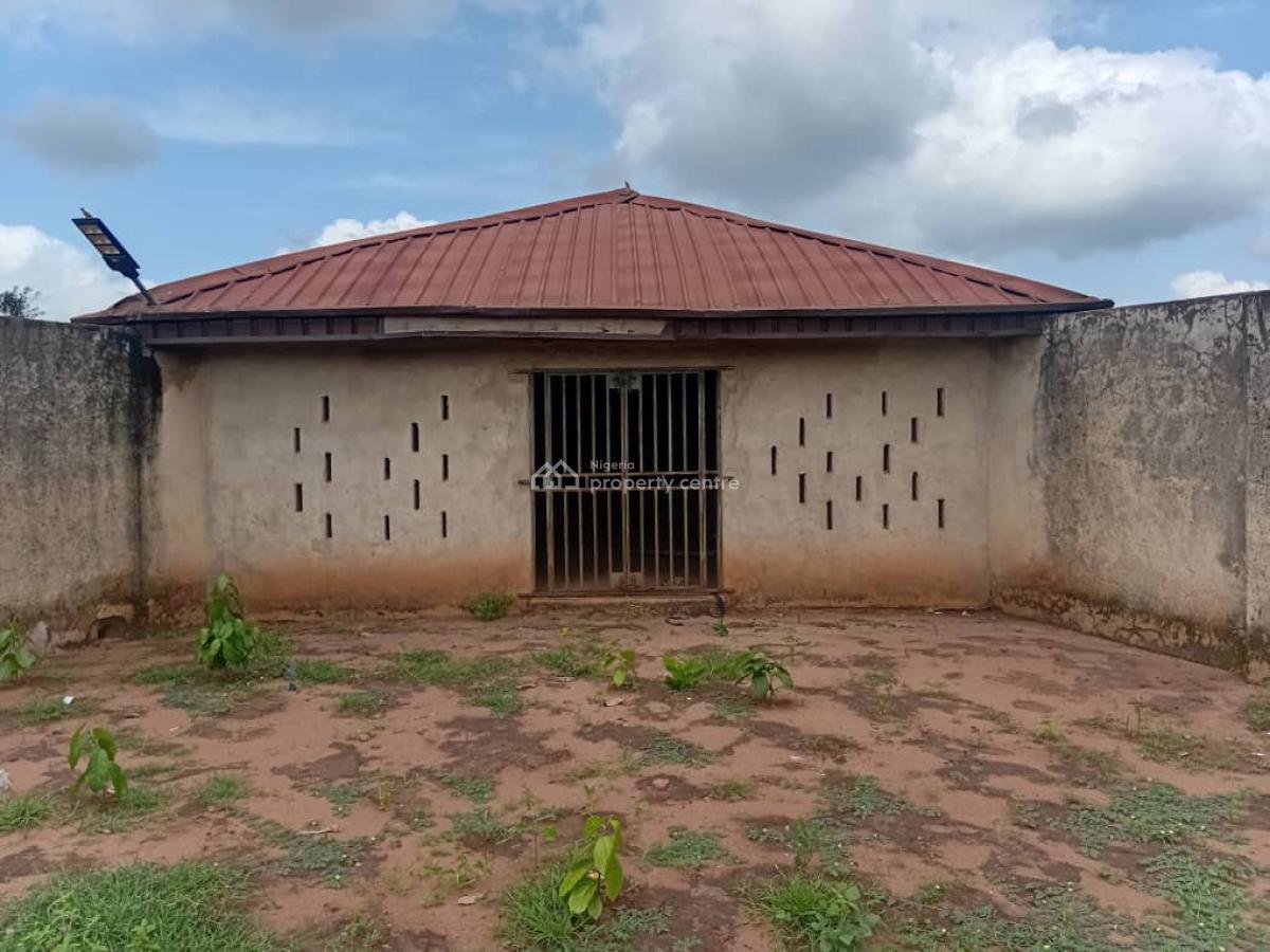 Newly Built Hotel on 4 and Half Plots of Land,fenced Round with Gates, Ogosa,idiroko, Ado-odo/ota, Ogun, Hotel / Guest House for Sale