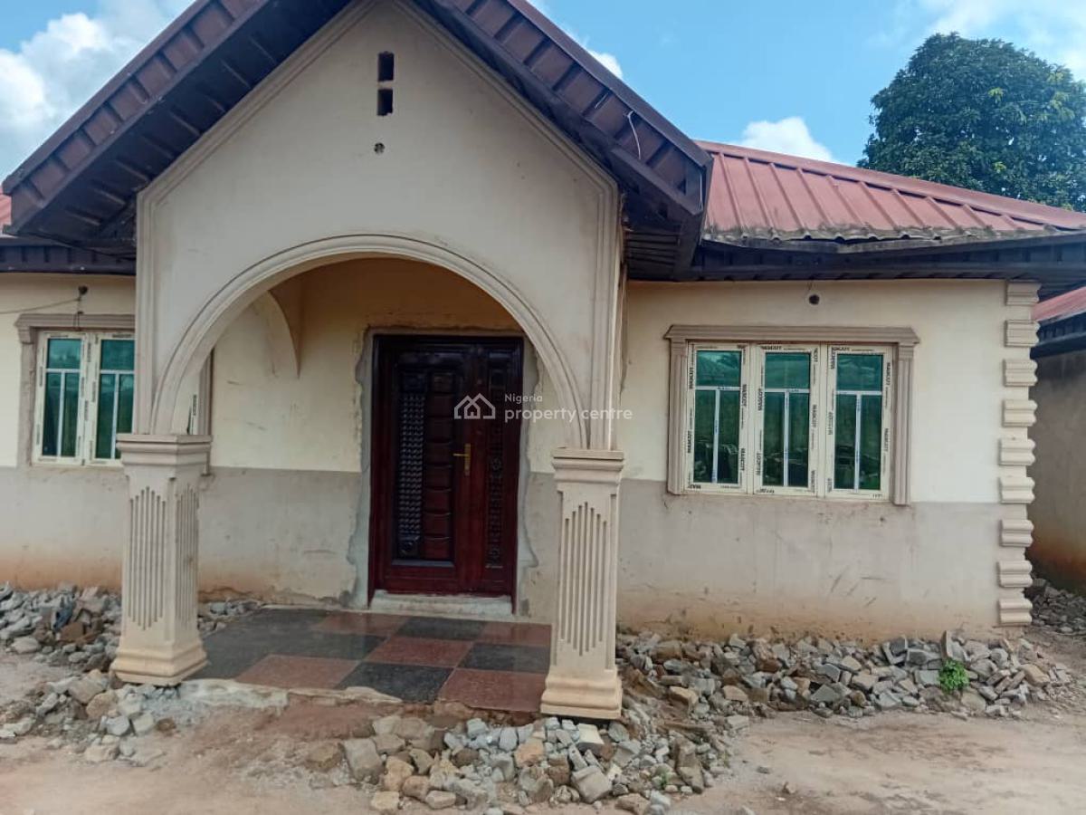 Newly Built Hotel on 4 and Half Plots of Land,fenced Round with Gates, Ogosa,idiroko, Ado-odo/ota, Ogun, Hotel / Guest House for Sale