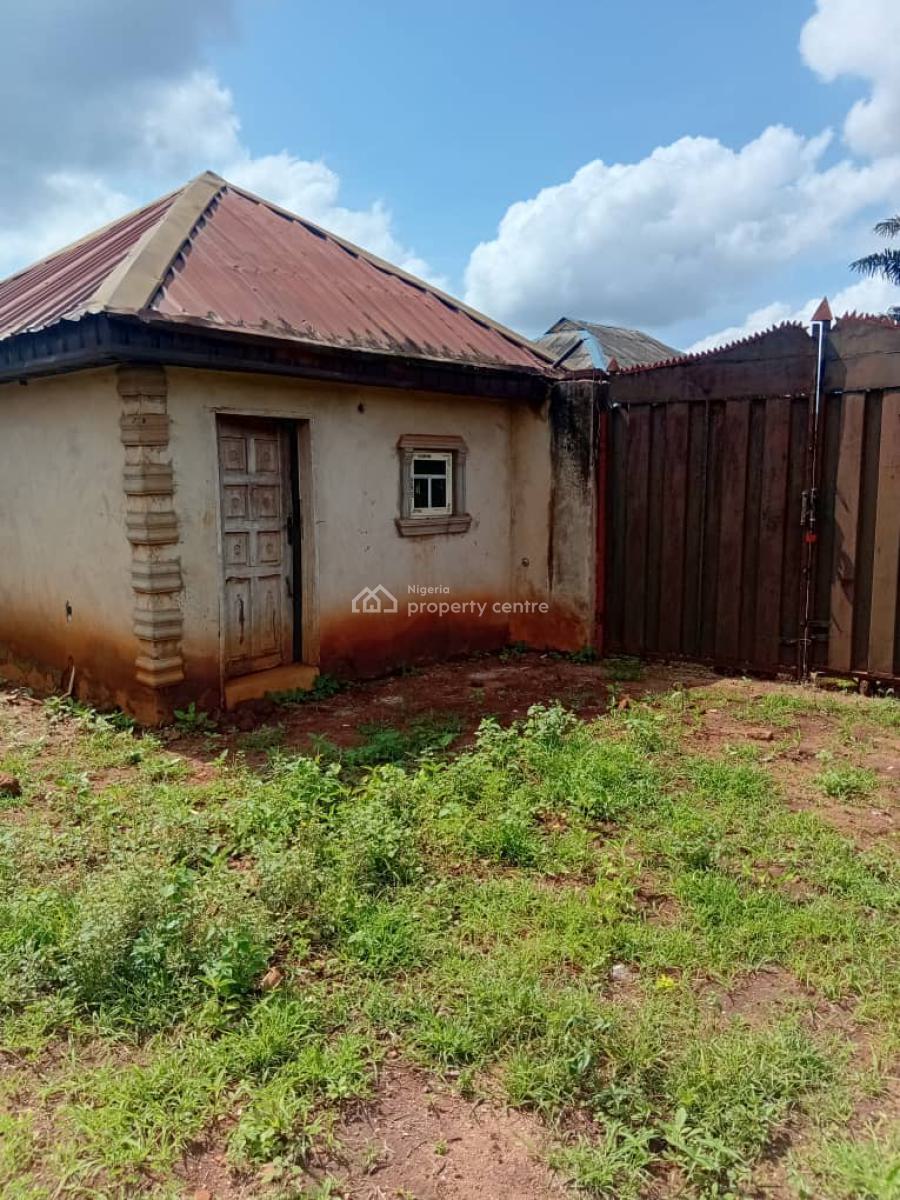 Newly Built Hotel on 4 and Half Plots of Land,fenced Round with Gates, Ogosa,idiroko, Ado-odo/ota, Ogun, Hotel / Guest House for Sale