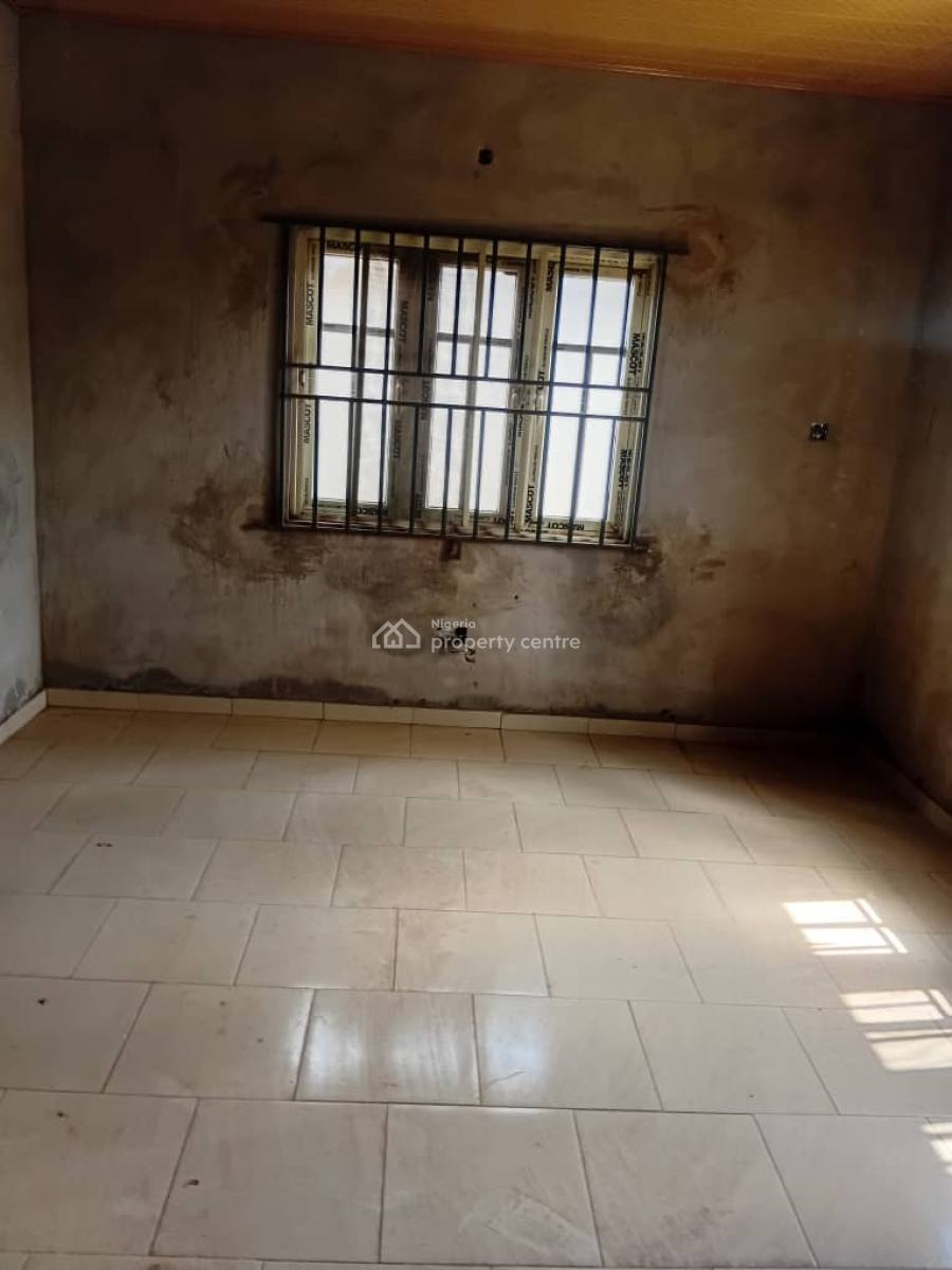 Newly Built Hotel on 4 and Half Plots of Land,fenced Round with Gates, Ogosa,idiroko, Ado-odo/ota, Ogun, Hotel / Guest House for Sale