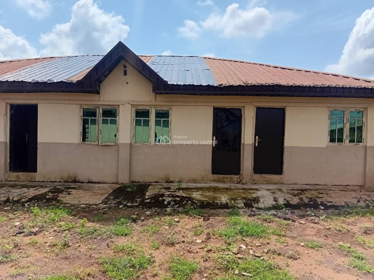 Newly Built Hotel on 4 and Half Plots of Land,fenced Round with Gates, Ogosa,idiroko, Ado-odo/ota, Ogun, Hotel / Guest House for Sale