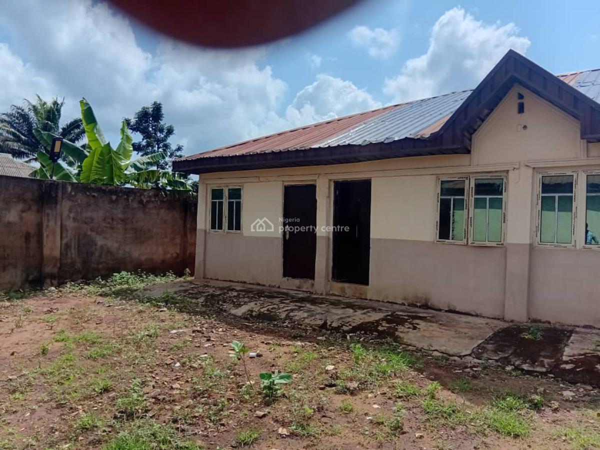 Newly Built Hotel on 4 and Half Plots of Land,fenced Round with Gates, Ogosa,idiroko, Ado-odo/ota, Ogun, Hotel / Guest House for Sale
