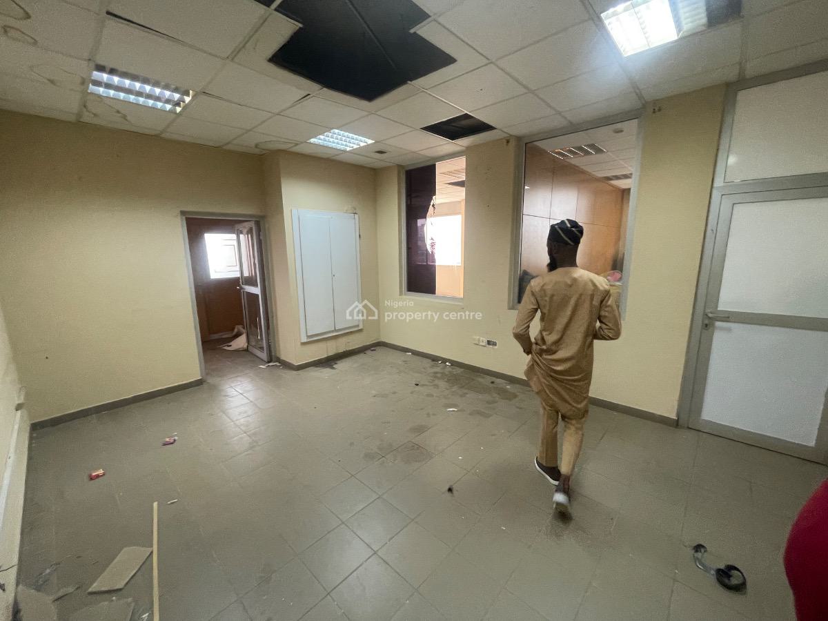 164sqm, Ahmadu Bello Way, Central Business District, Abuja, Office Space for Rent