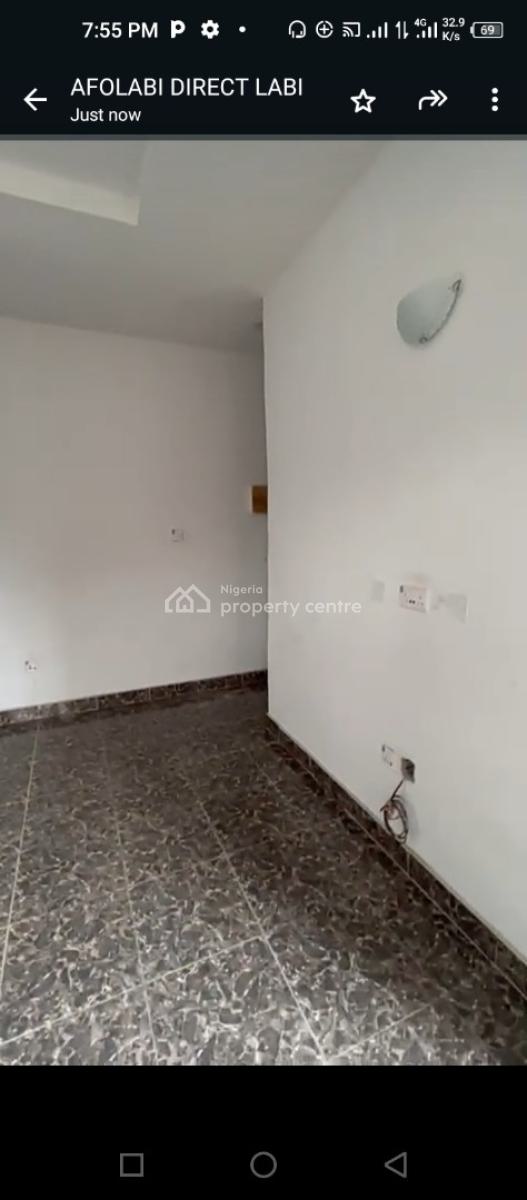 Spacious Room Selfcon{ Upstairs} - { Video Available}, Royal Palm Will Estate, Badore, Ajah, Lagos, Self Contain (single Rooms) for Rent