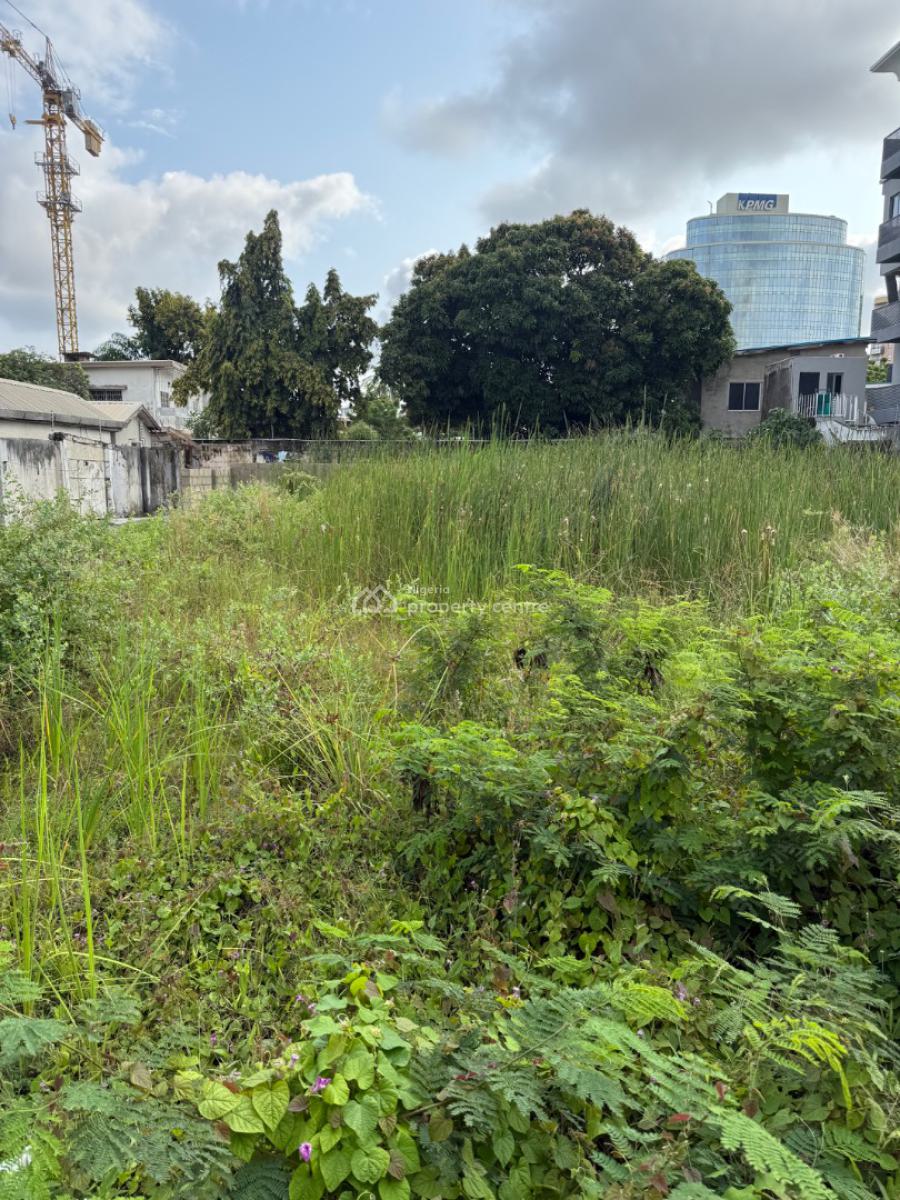 Land for Lease Bareland Measuring 950 Sqm Dry and Fenced, Victoria Island (vi), Lagos, Mixed-use Land for Rent